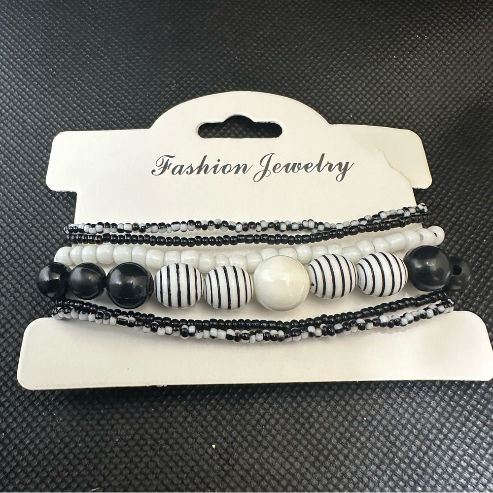 Black and White Beaded Bracelet Set